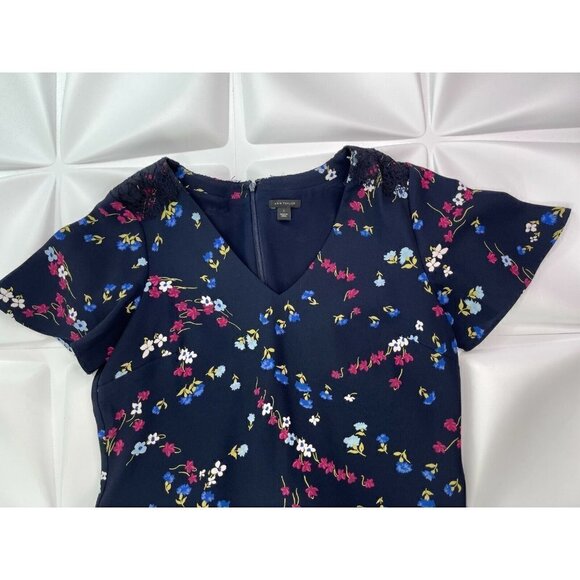 Ann Taylor Sz S Blue Floral Print V Neck Shift Dress Eyelash Lace Detail - Picture 3 of 7